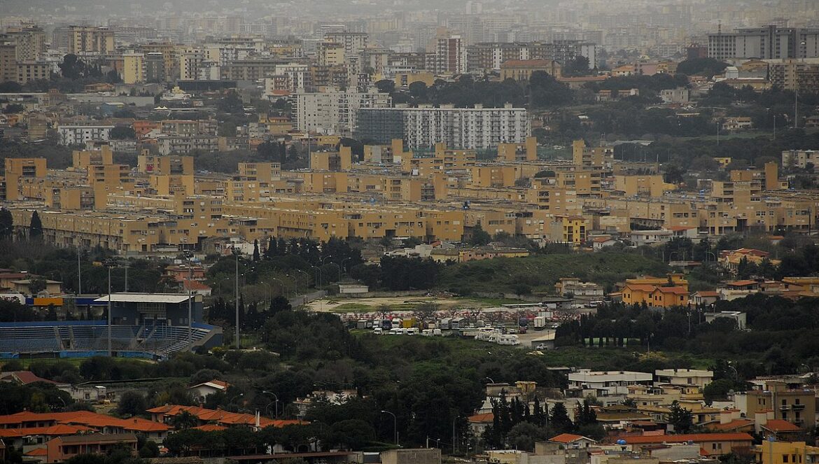 1200px-Lo_ZEN_from_above_13377397893