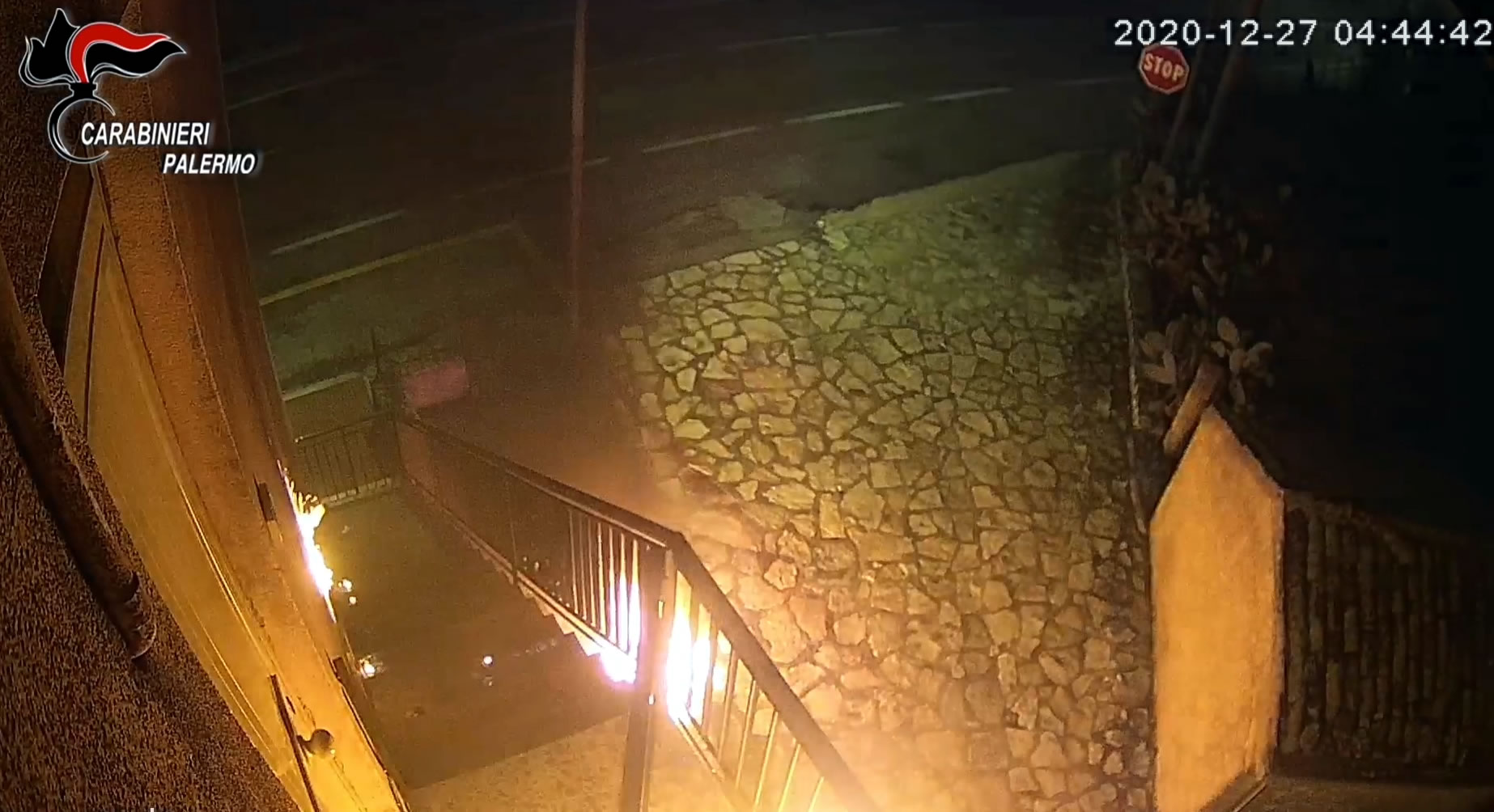 incendio campofiorito stazione carabinieri