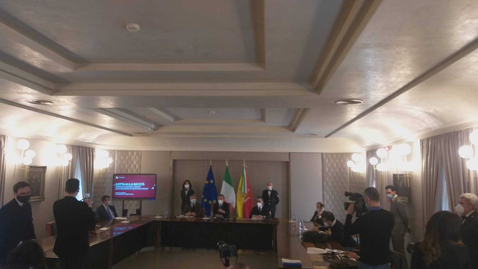 Conferenza stampa laghetti aziendali 2