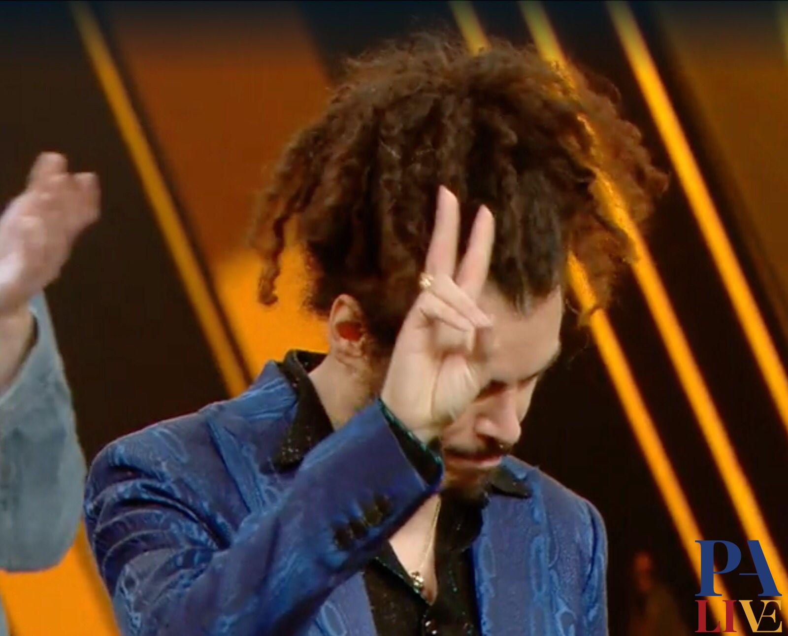 3ac359dd-eb49-47df-893b-becb7cf7bbf0