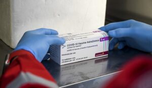 astrazeneca vaccino muore operatore sanitario