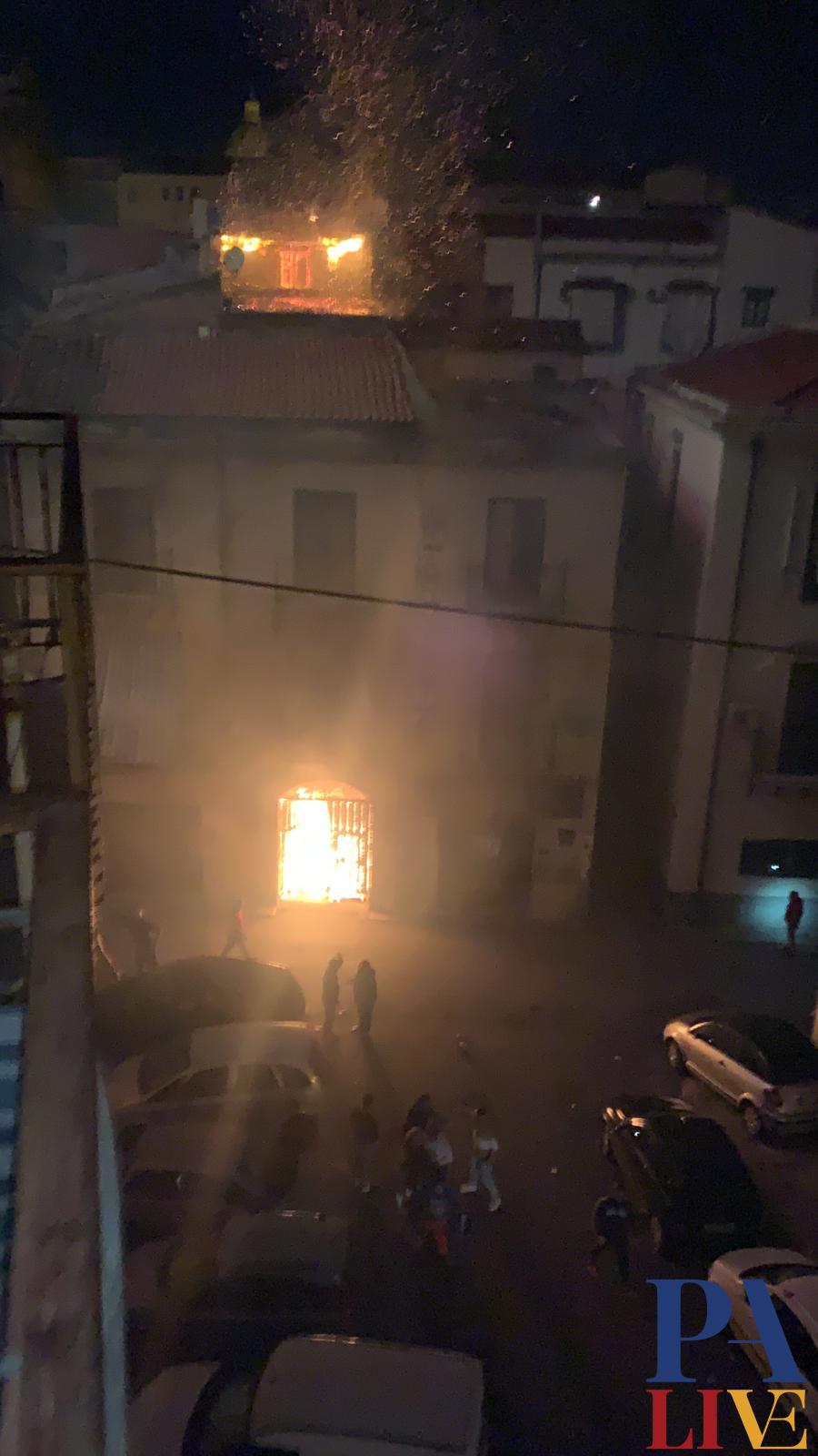 incendio casa ballarò