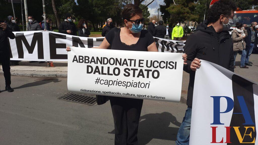 Palermo, piazza Indipendenza, zona rossa