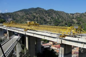 cavalcavia a20 messina palermo