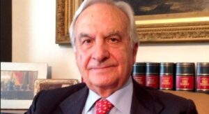 nicolosi dimissioni sindaco