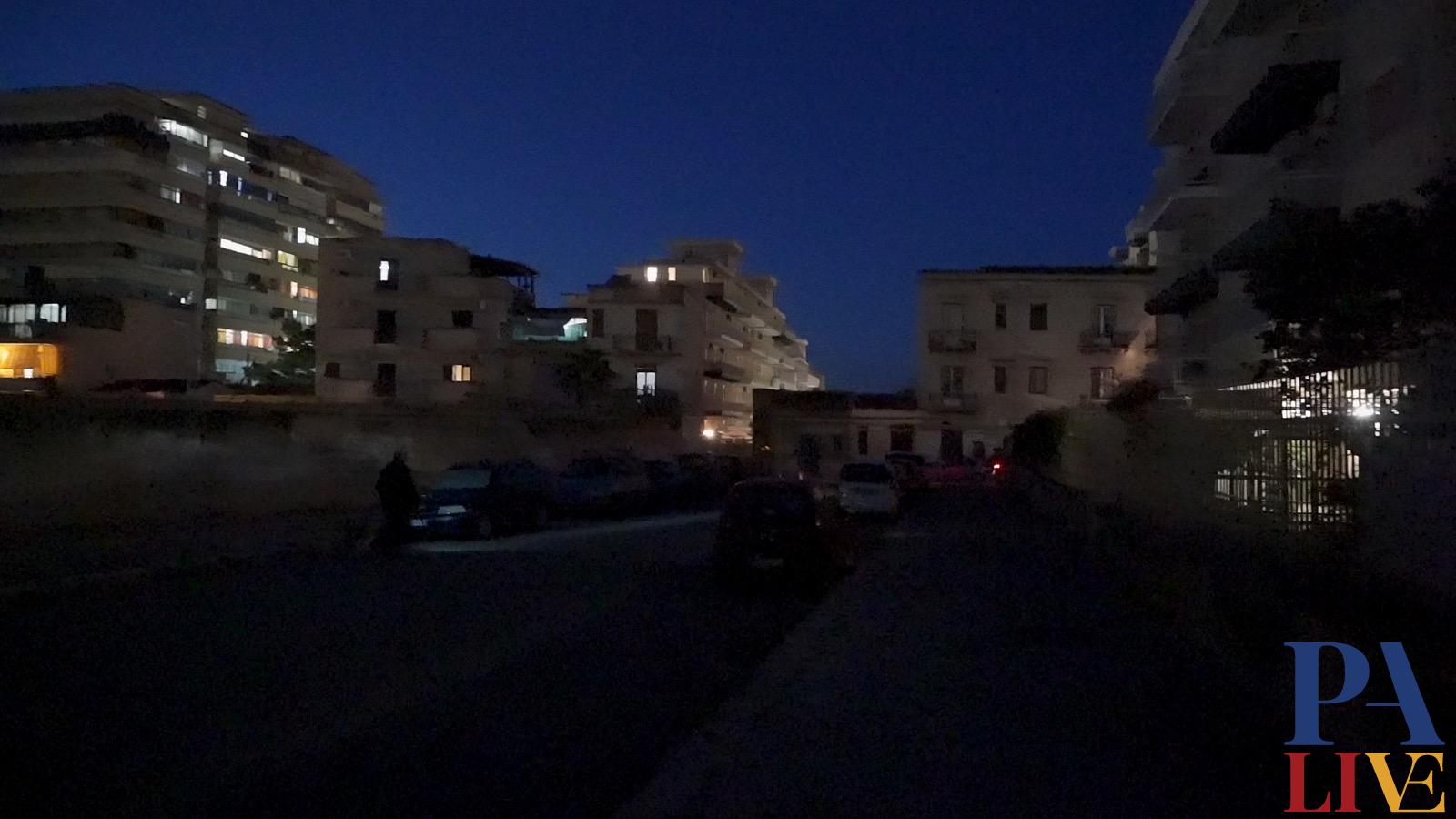 Sperone al buio, illuminazione, AMG