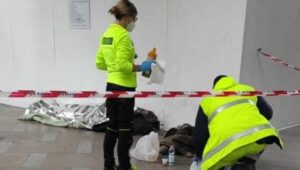 clochard morto a Palermo