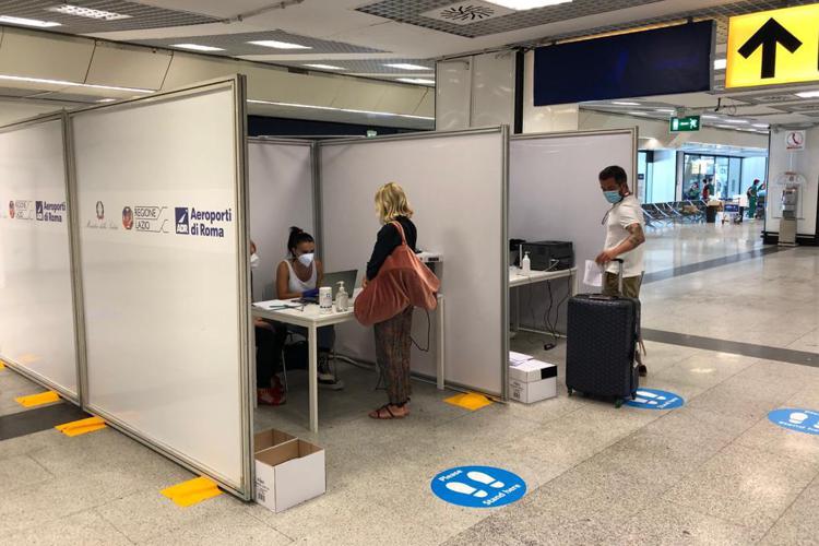 roma fiumicino india controlli covid