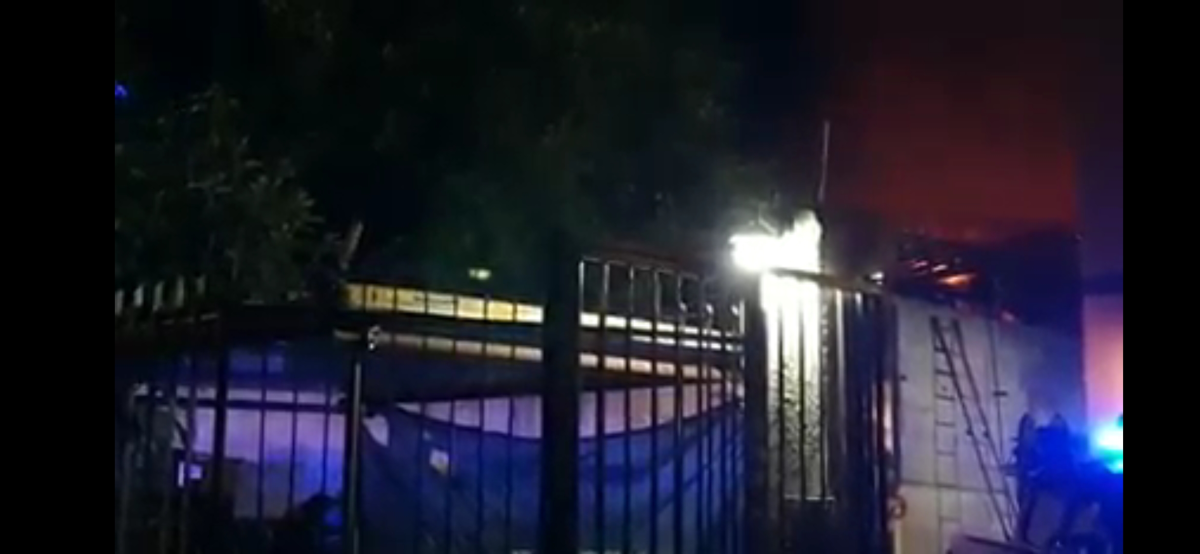 Screenshot_20210525_233009_com.facebook.katana