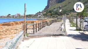 Palermo, passerella di Barcarello