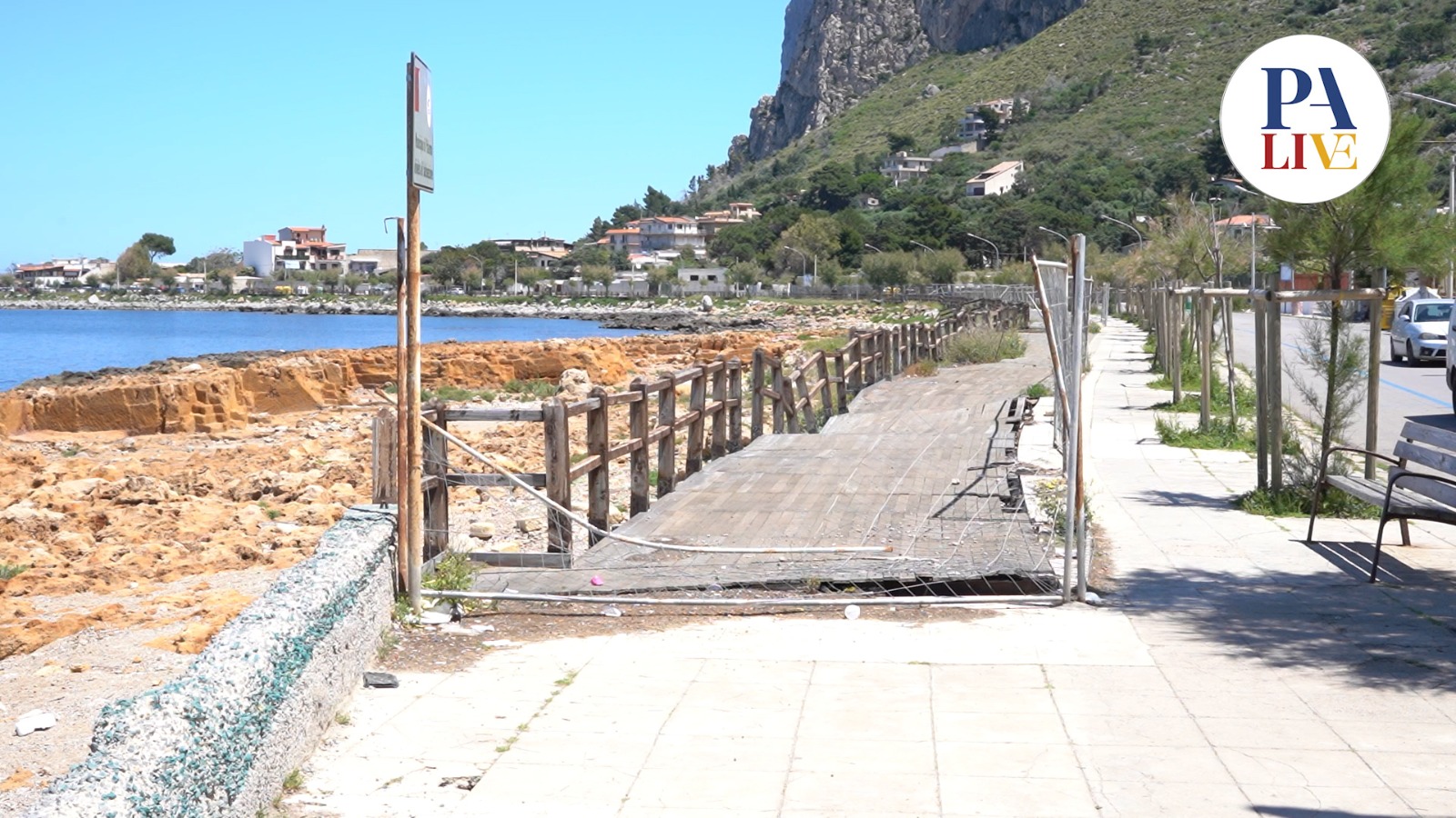 Palermo, passerella di Barcarello