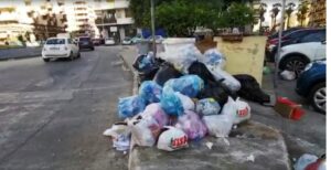 rifiuti piazza tosti