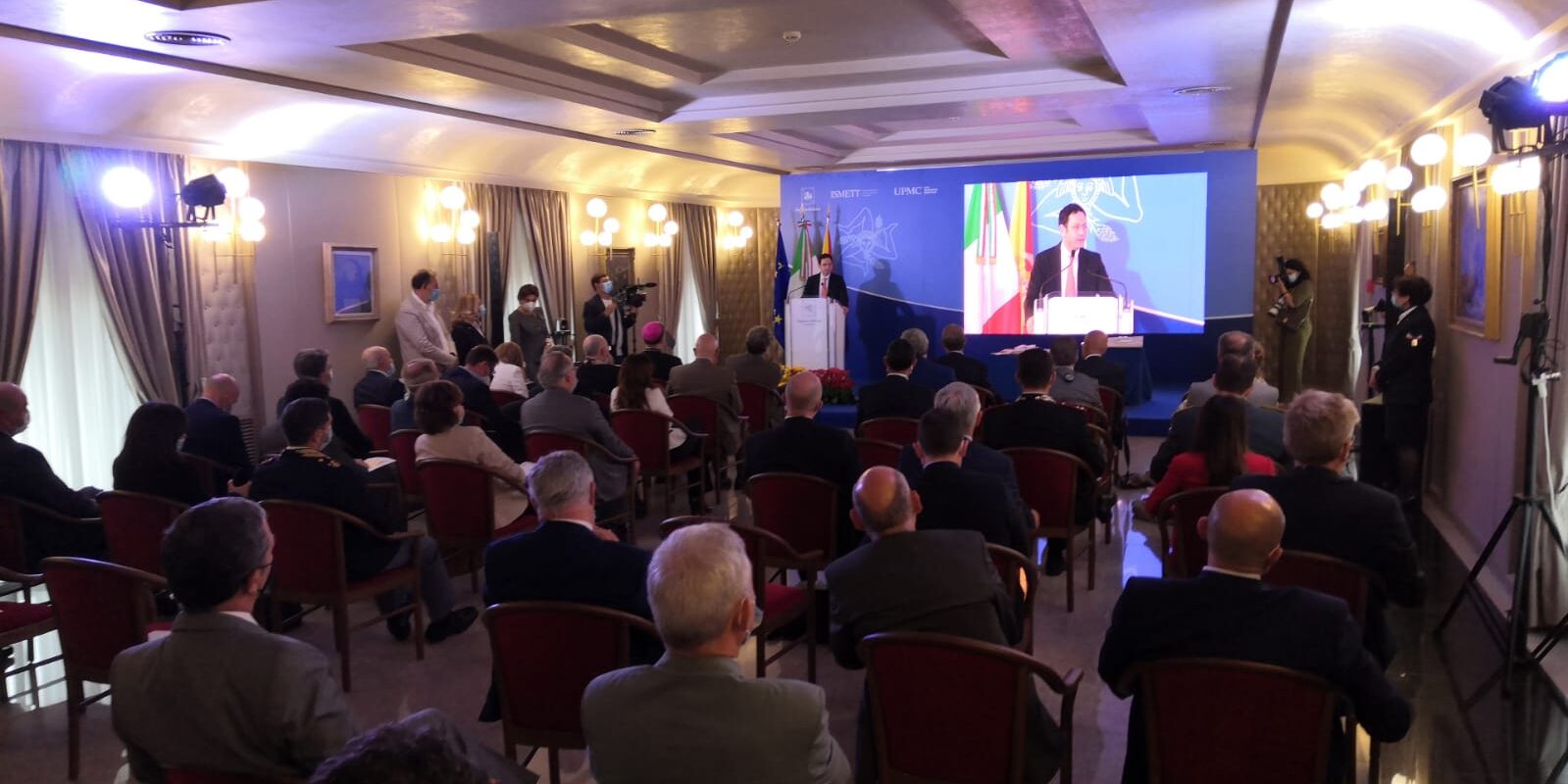 fb461df0-787b-48e1-8d53-de9b380bccc5