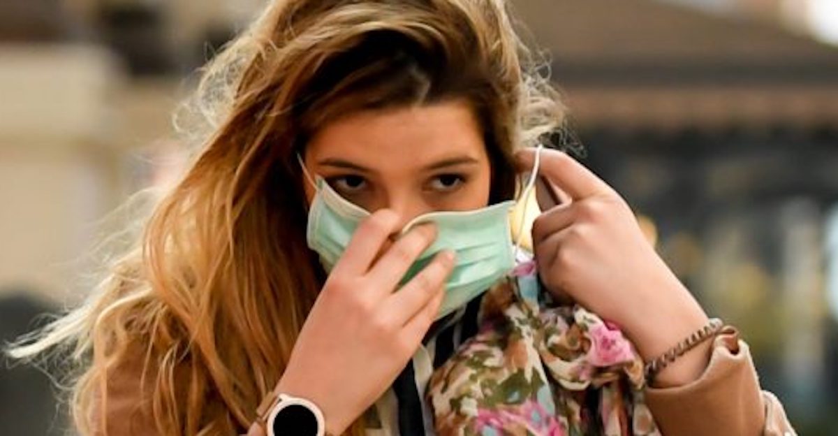 Turisti e abitanti nel centro di Milano durante l’emergenza CoronavirusTuristi e abitanti nel centro di Milano durante l’emergenza Coronavirus