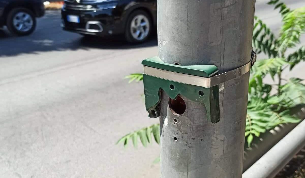 cfa9b187-057d-42b4-8937-51aad4706304