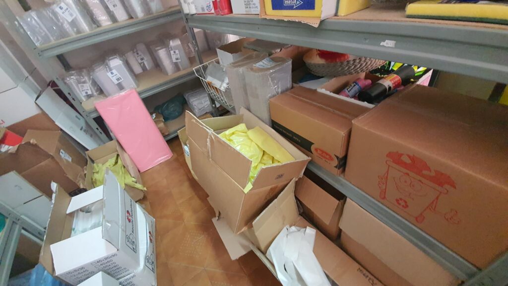 sacchetti di plastica sequestrati a Palermo
