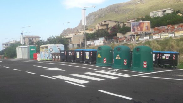 operatore aggredito nel centro raccolta