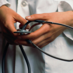 Corruzione in sanità a Palermo, mazzette e certificati falsi per l’invalidità: nel giro medici e imprenditori