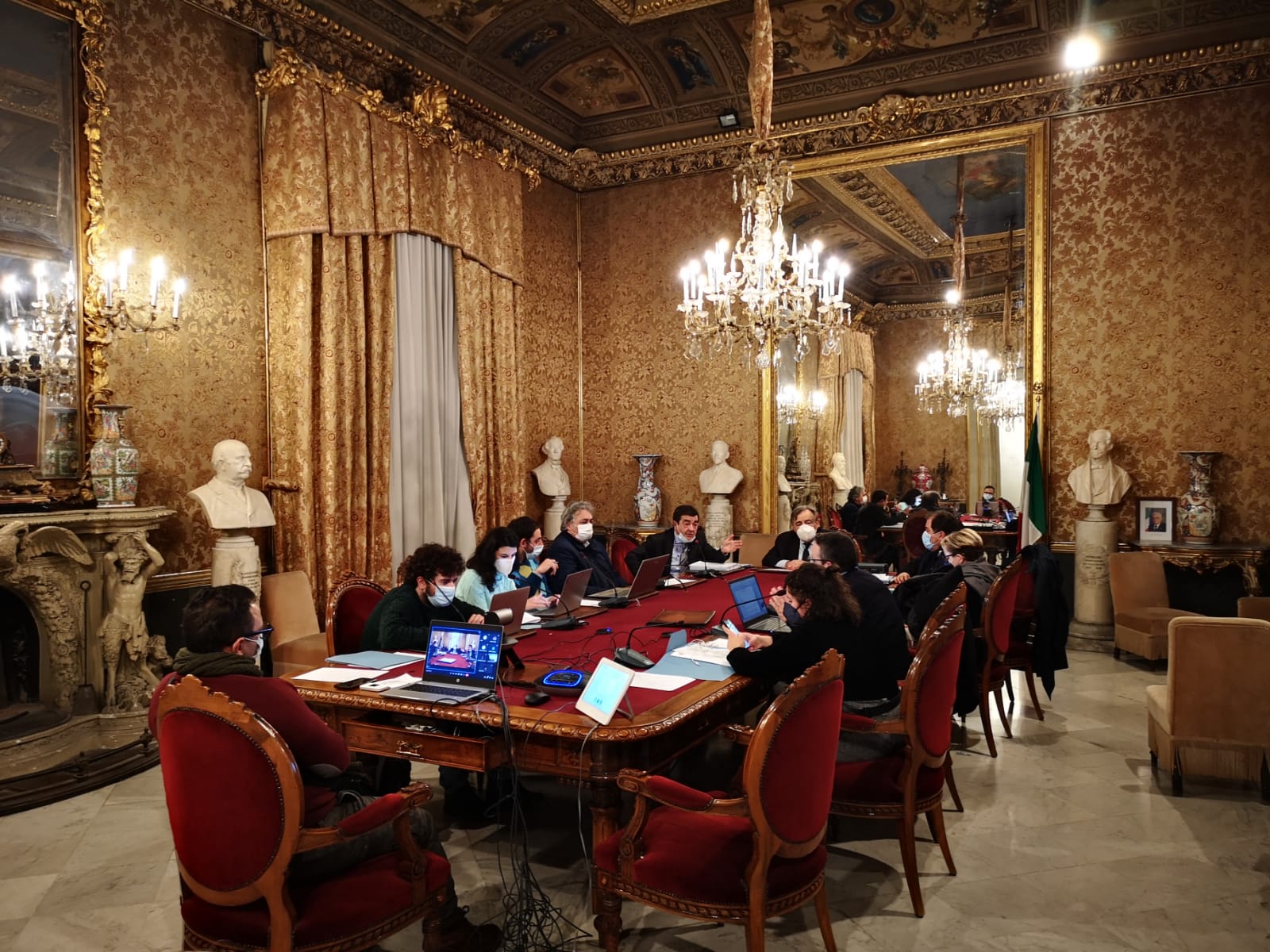 31081EDC-1E46-42AC-B834-7A32319E8875