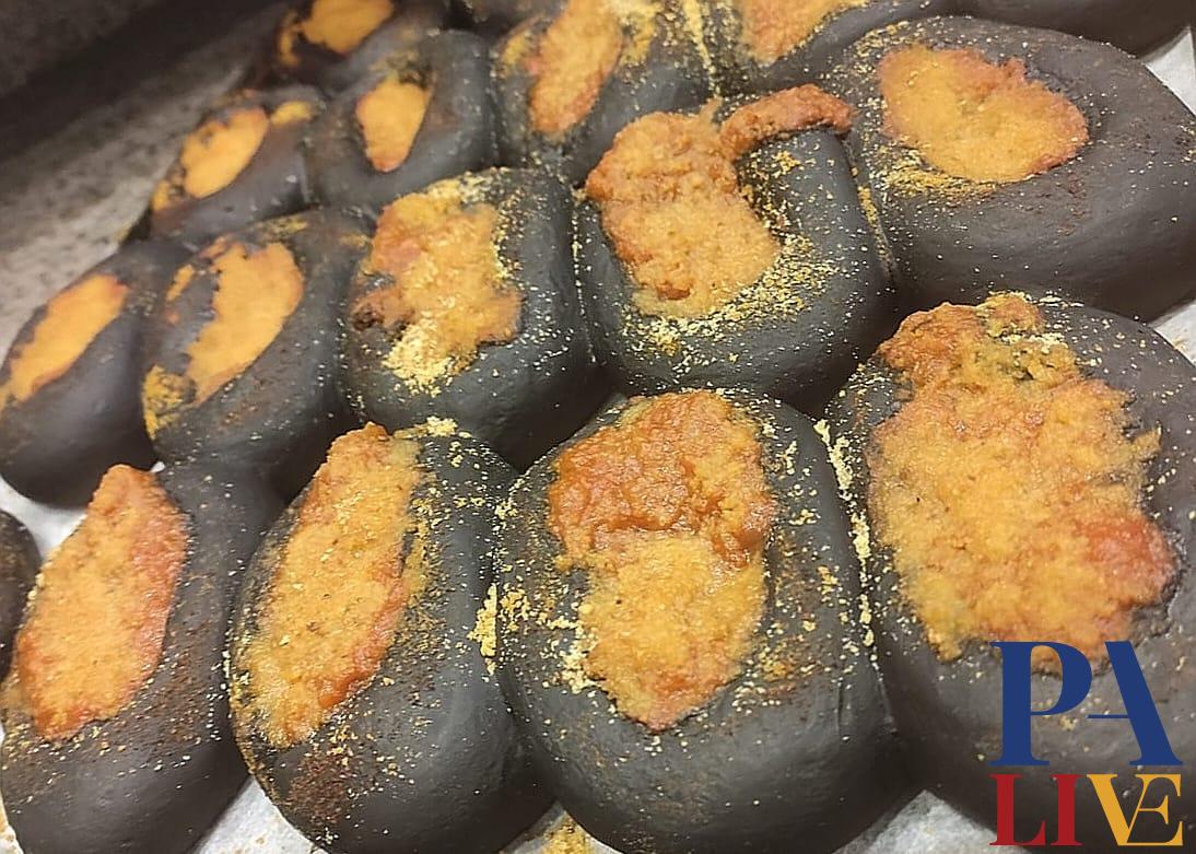 sfincione-nero di seppia-davide fecarotta (2)