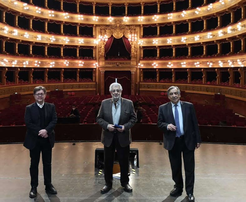 Placido Domingo riceve la medaglia della Città di Palermo
