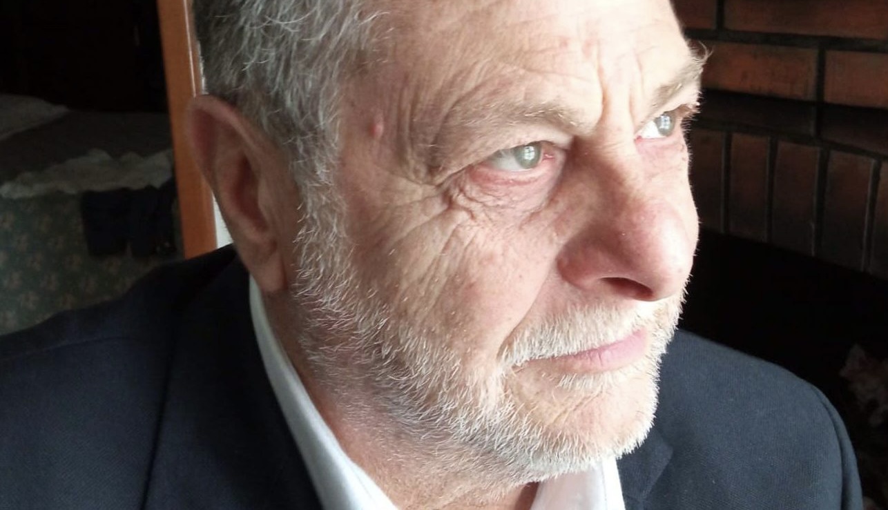 15525516-7789-4E8A-B8FC-BB613271F87C