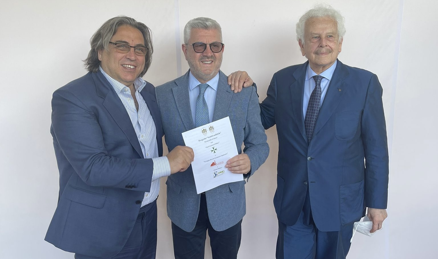 A1A5781C-E659-4D70-A627-D5FA938F9D8F