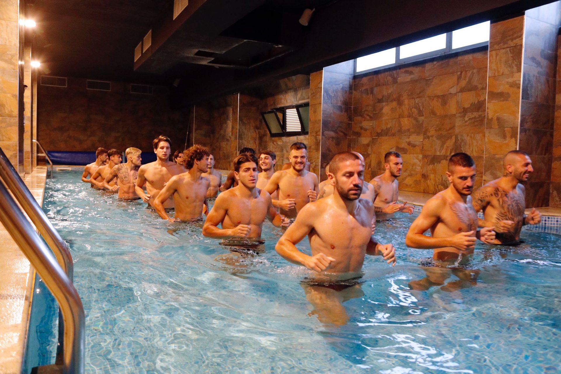 9154AD94-8AE9-4392-9F23-29800C09A0ED