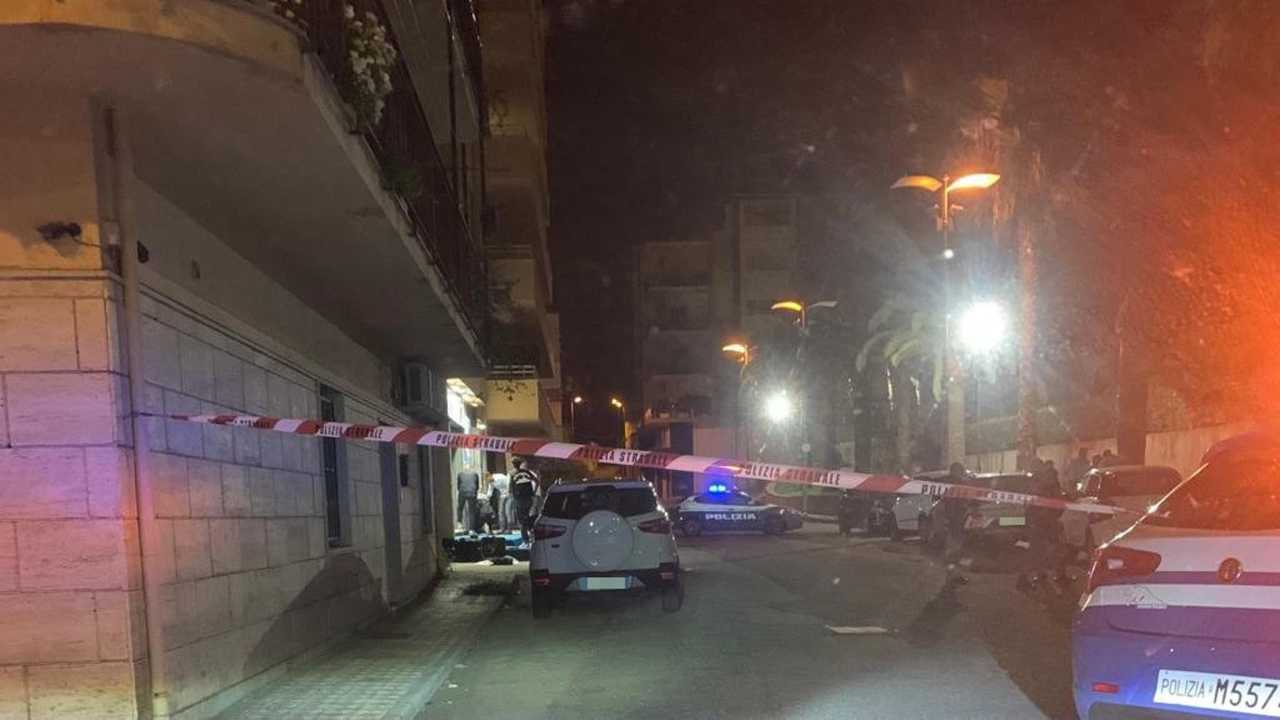 ++ Colpi pistola contro vetrata segreteria deputato Fi ++