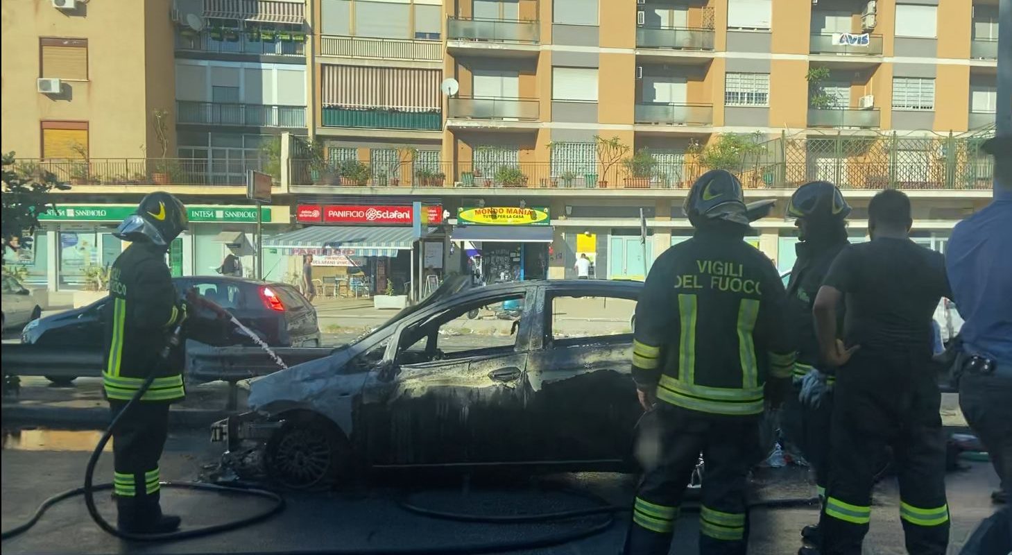 auto viale regione traffico