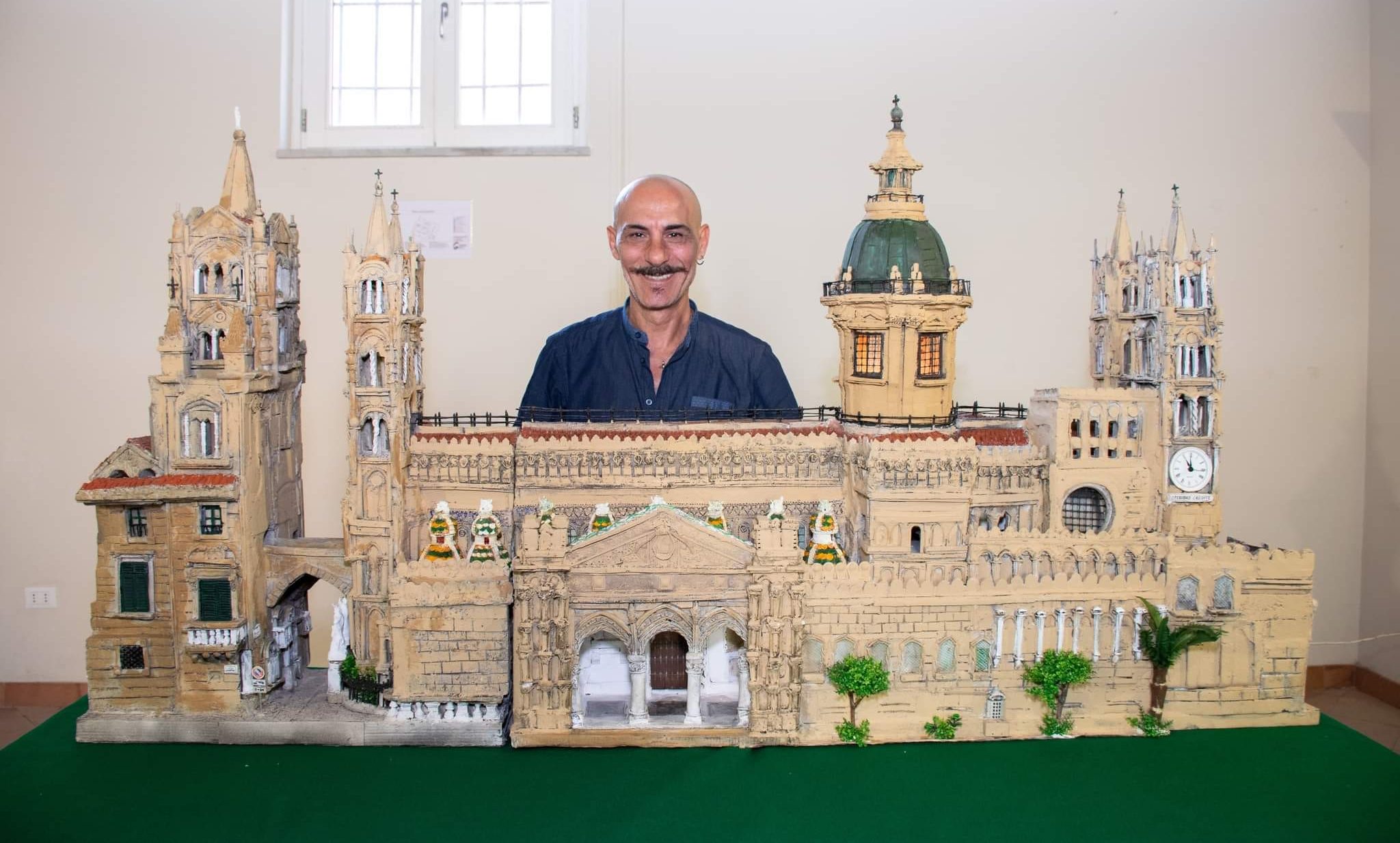 Mauro con la Cattedrale