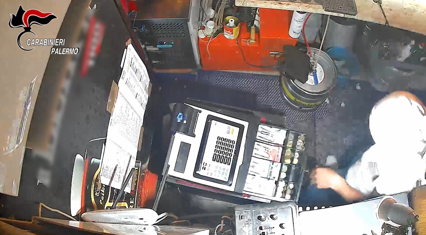 395A0BFC-35D8-474F-9039-FE7A421A1A7A