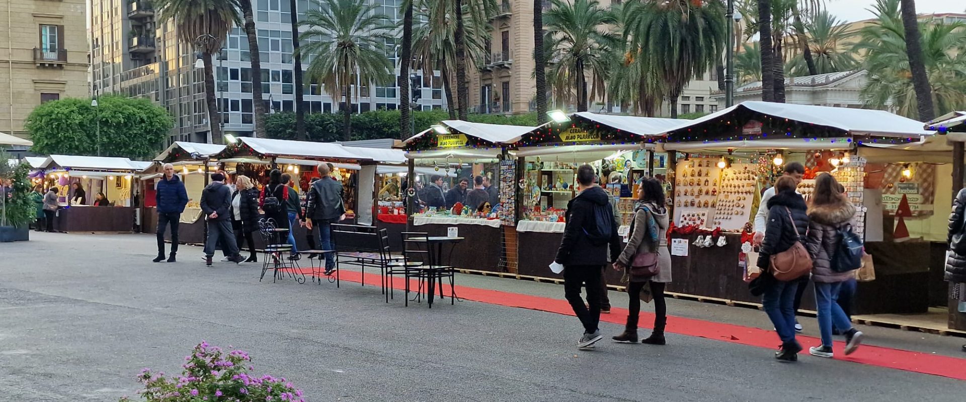 81BBD786-FF33-4EE2-8A30-C7B65A572A63