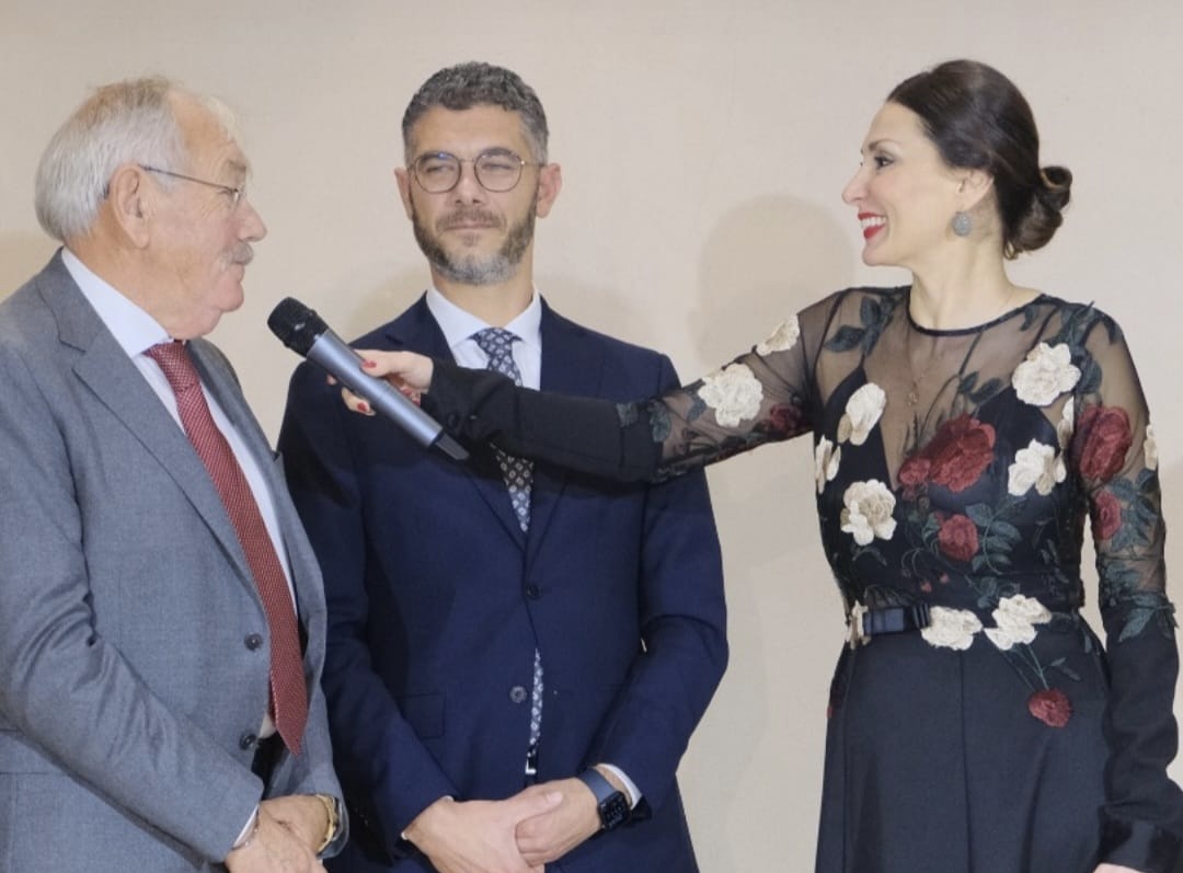 8671CE7E-1679-4D24-9959-C8B070634FED