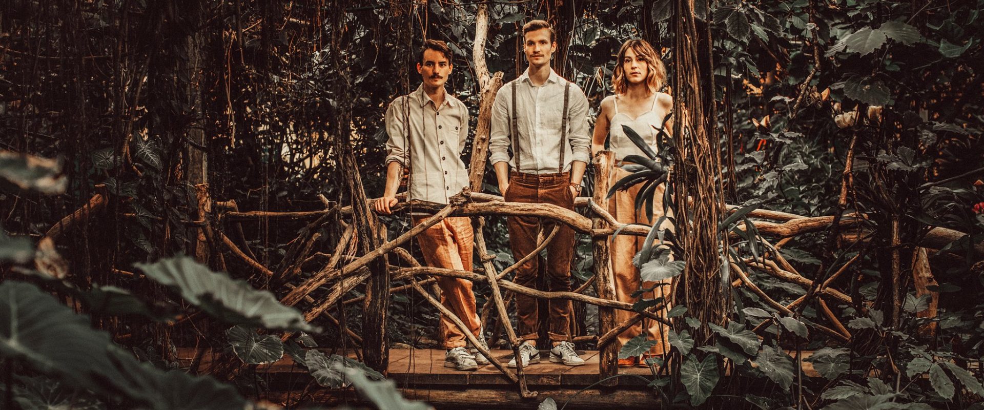 Crying Day Care Choir Foto2