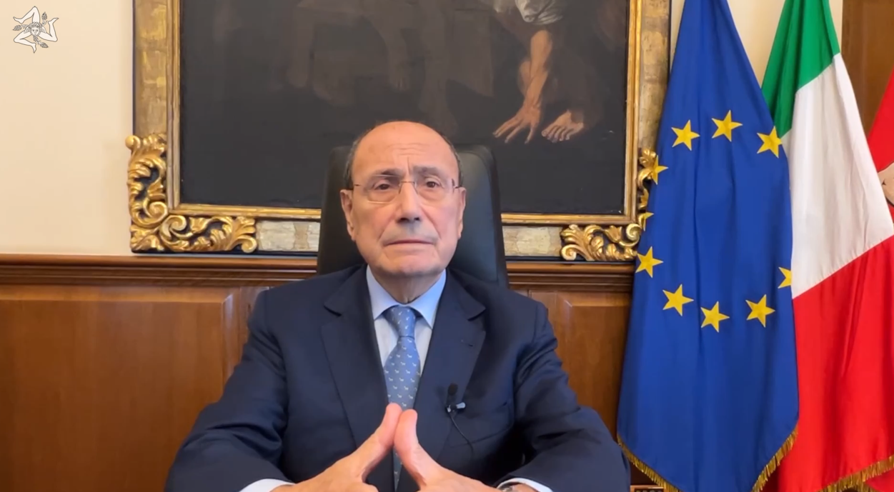 shcifani auguri natale