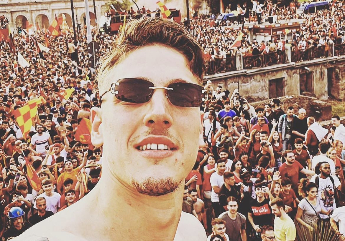 15A40FF3-90FA-48D5-B986-B97B6FBF0704