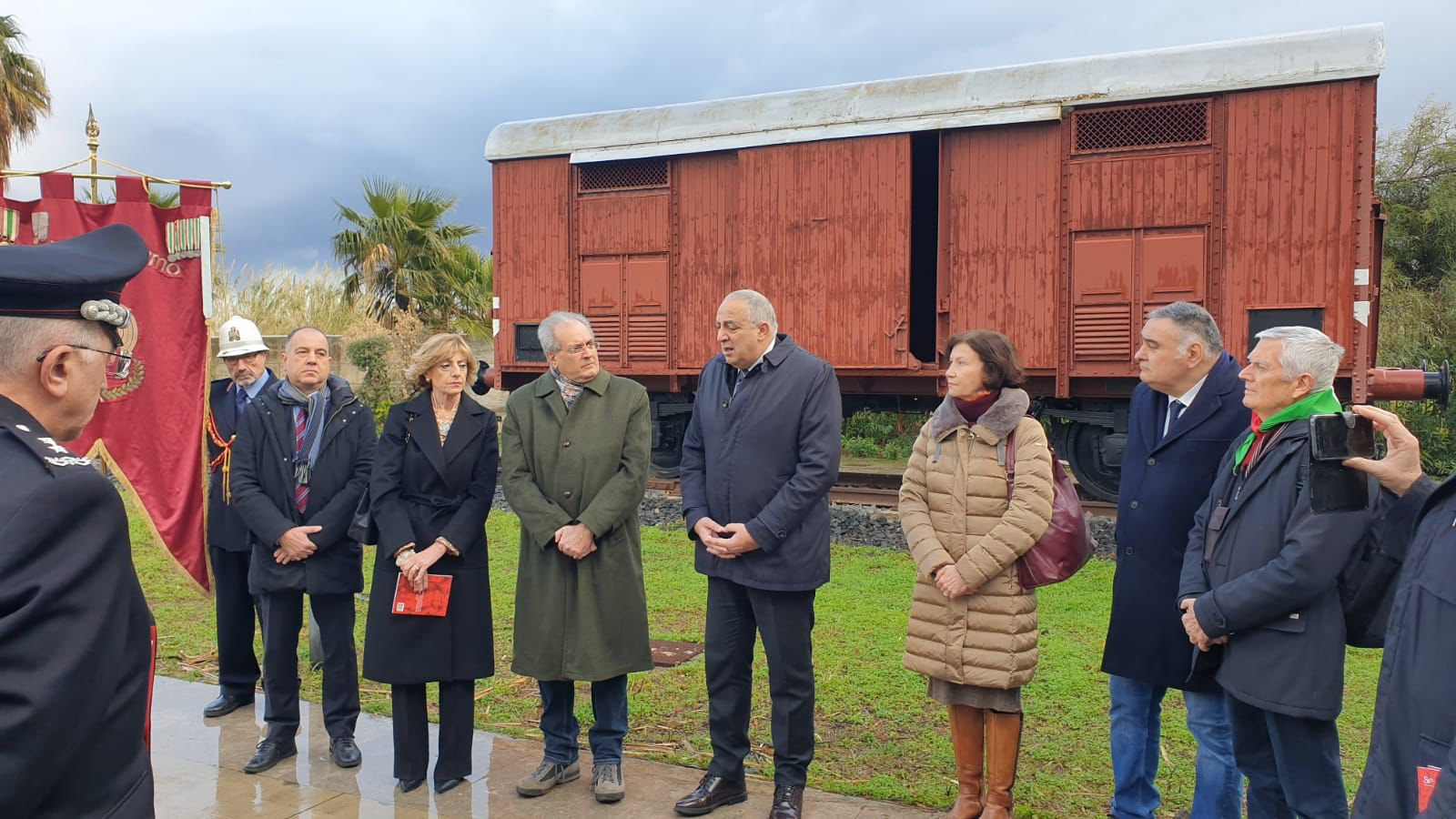 8DB78AD9-E6A2-4094-8085-79953A77339C