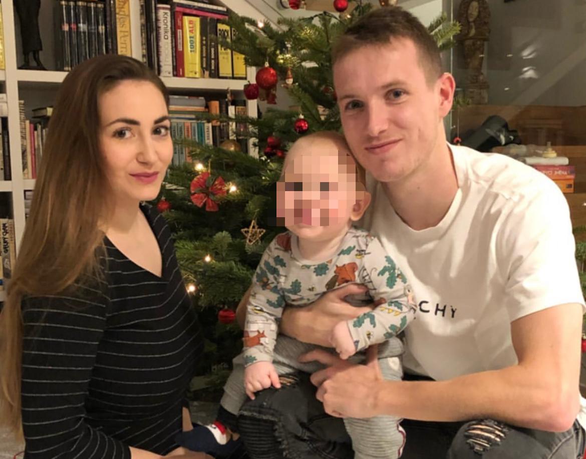 3BDE5D2F-D068-467A-9E6C-00FAF3622334