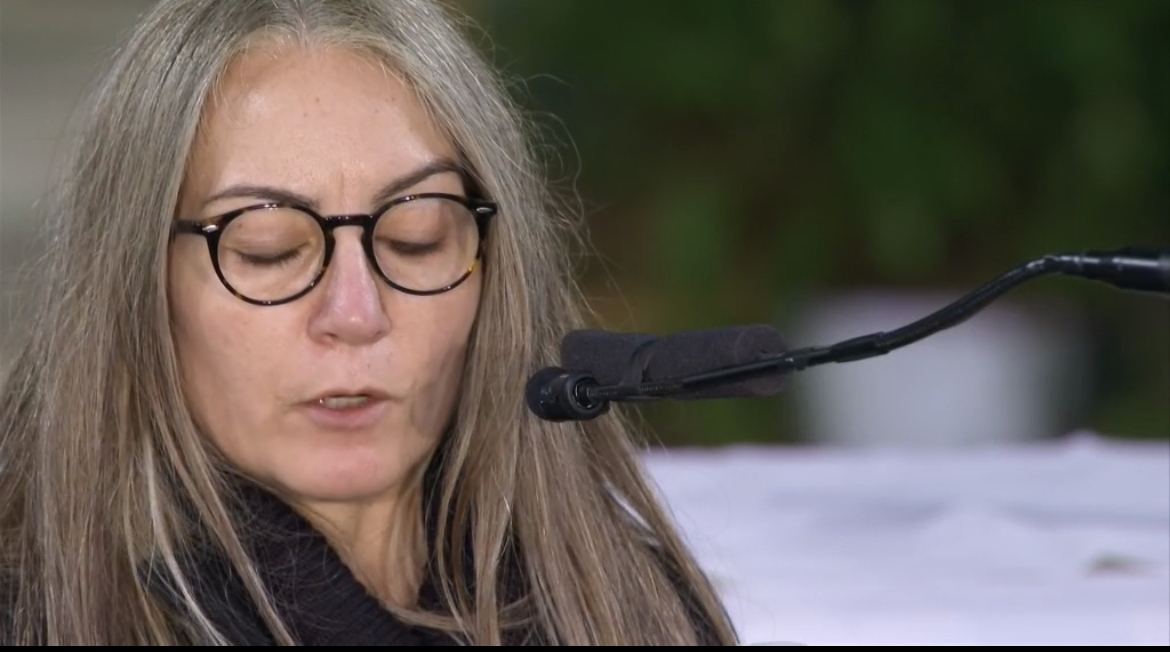 ED4056C5-7A17-4171-9303-5C7E75B8C60A