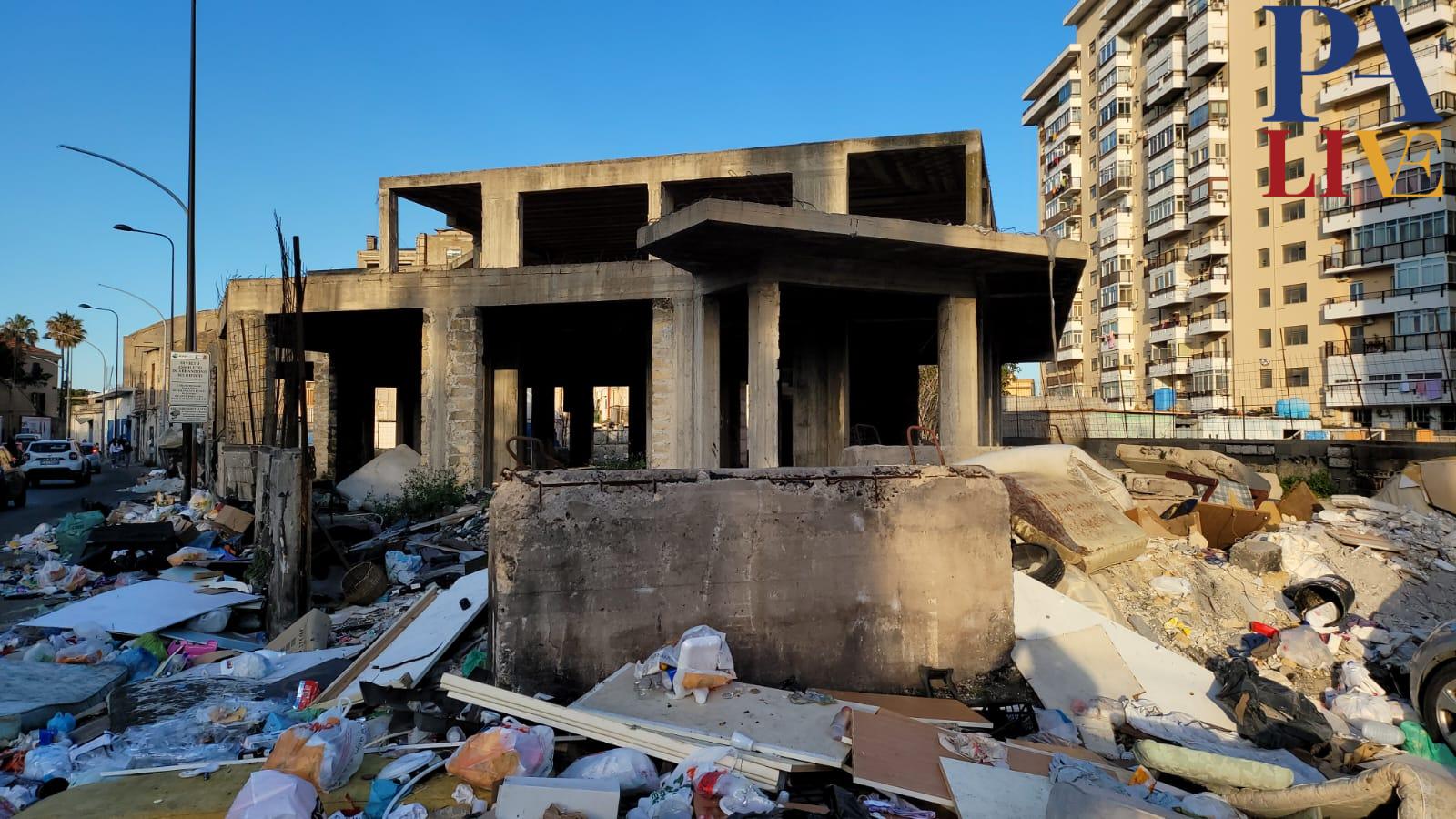 Ecomostro via Tiro a segno