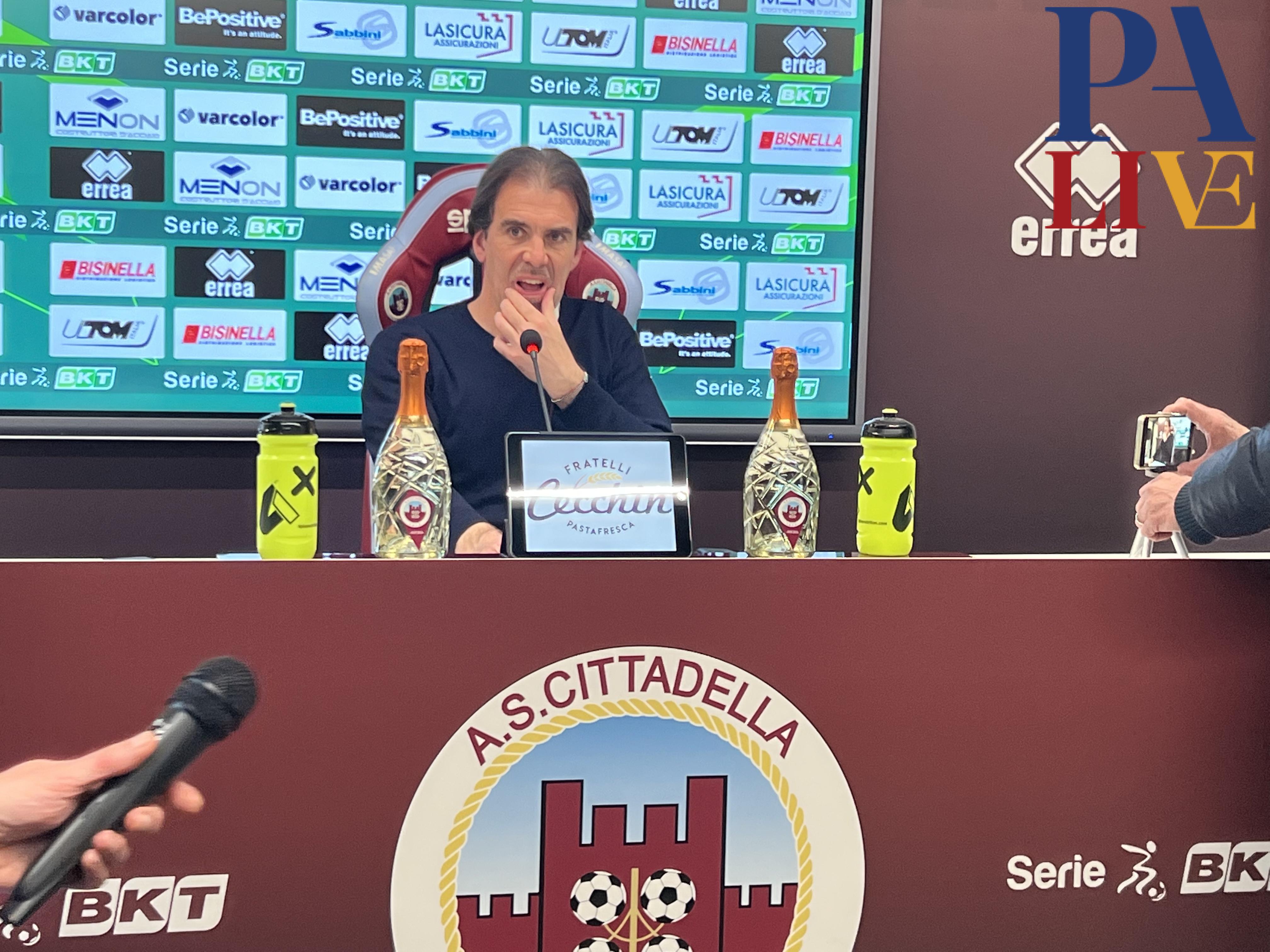 81C2F3CE-4A5D-4B78-8B26-303E1D5006E0