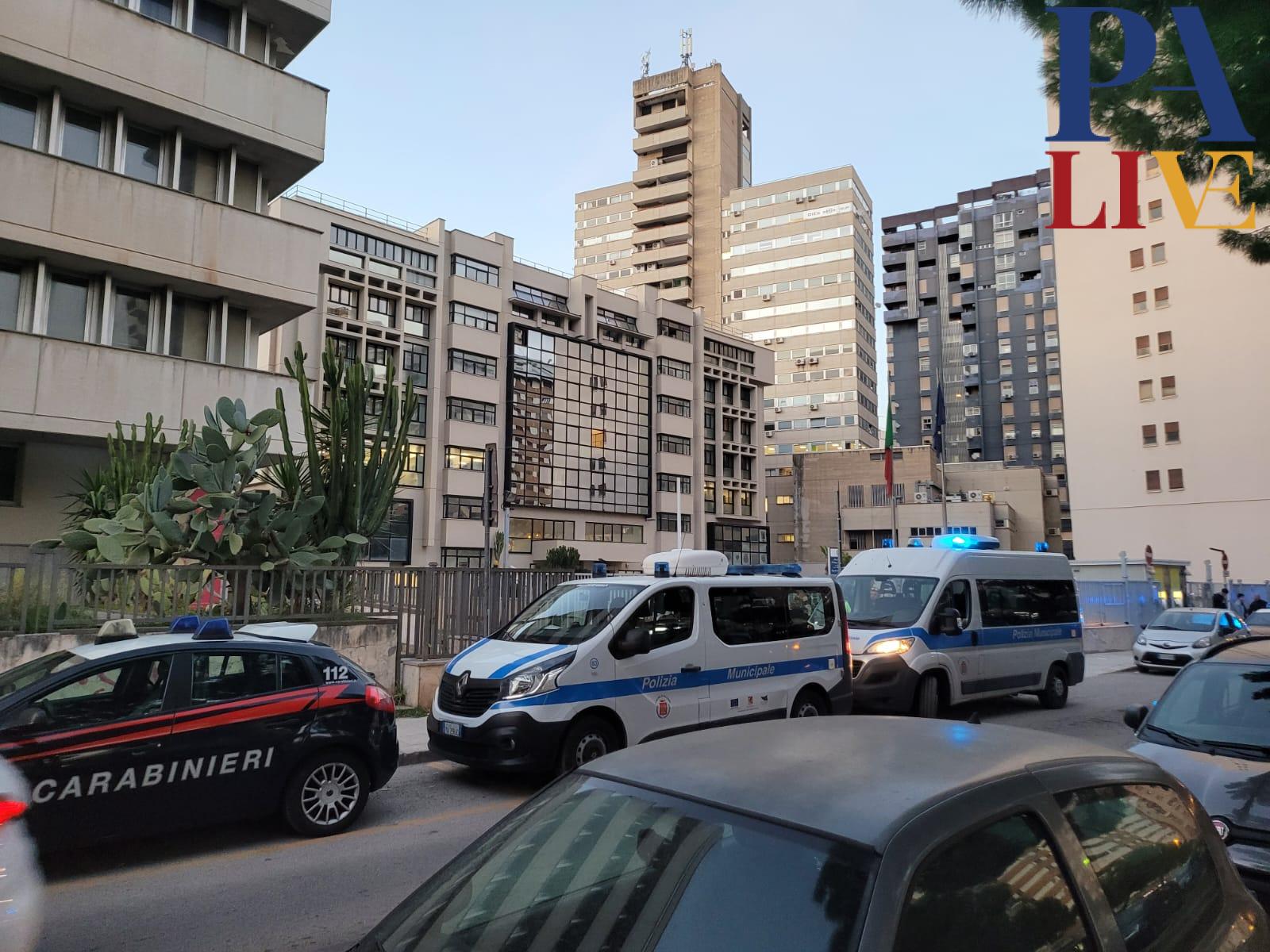 FA032B31-BCF0-477B-9406-2E48D7F9DB25