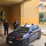 Litiga col fratello, intervengono i carabinieri che gli trovano della marijuana in casa: arrestato 24enne allo Zen