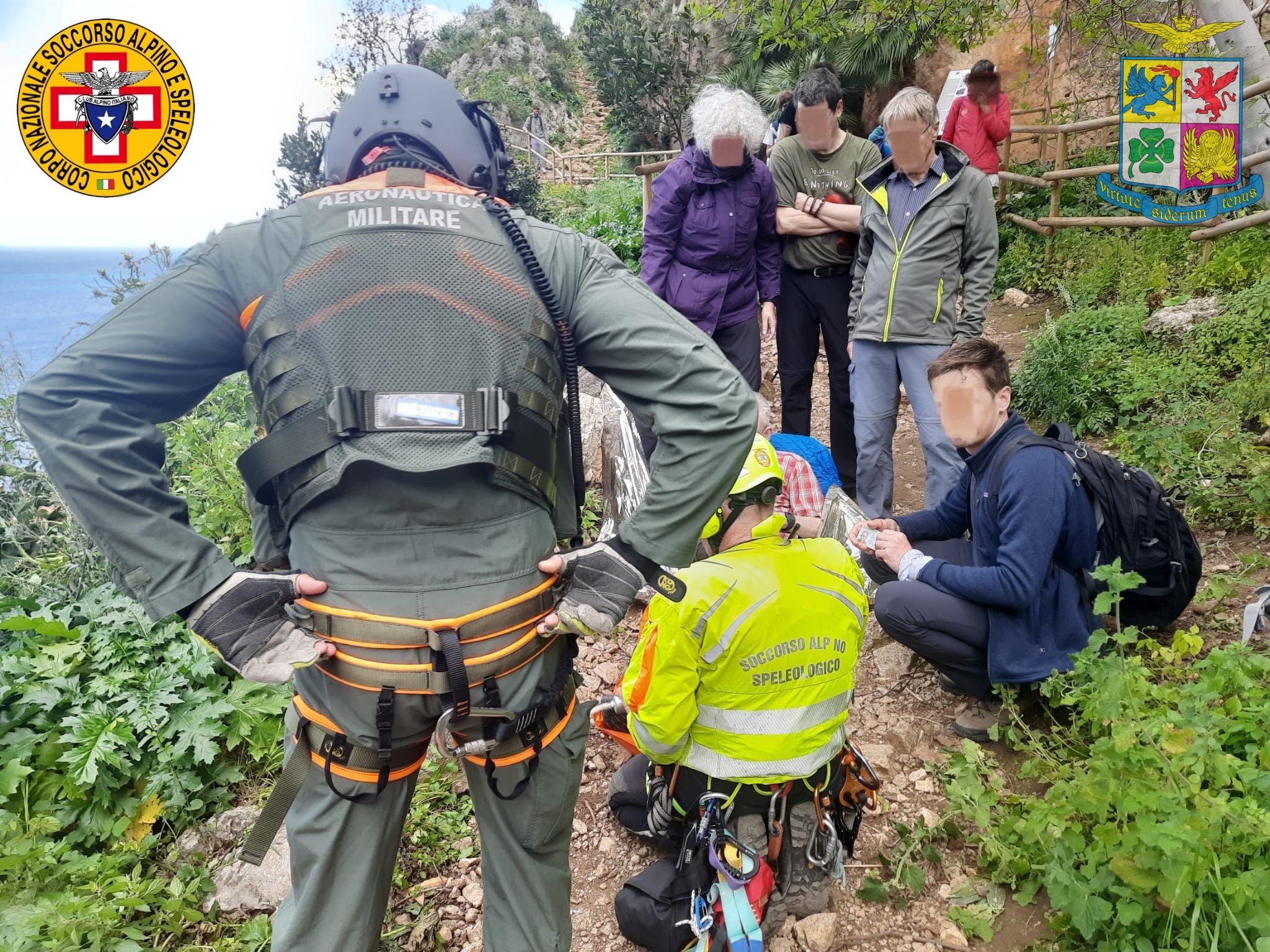 17EA2AF0-4C6A-4ED7-AC52-1733BC381282