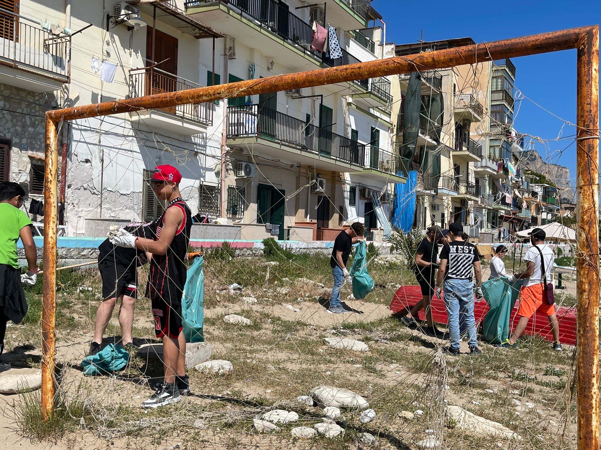 5EACAF21-B992-40BD-8EAD-8A5940AAD0F3