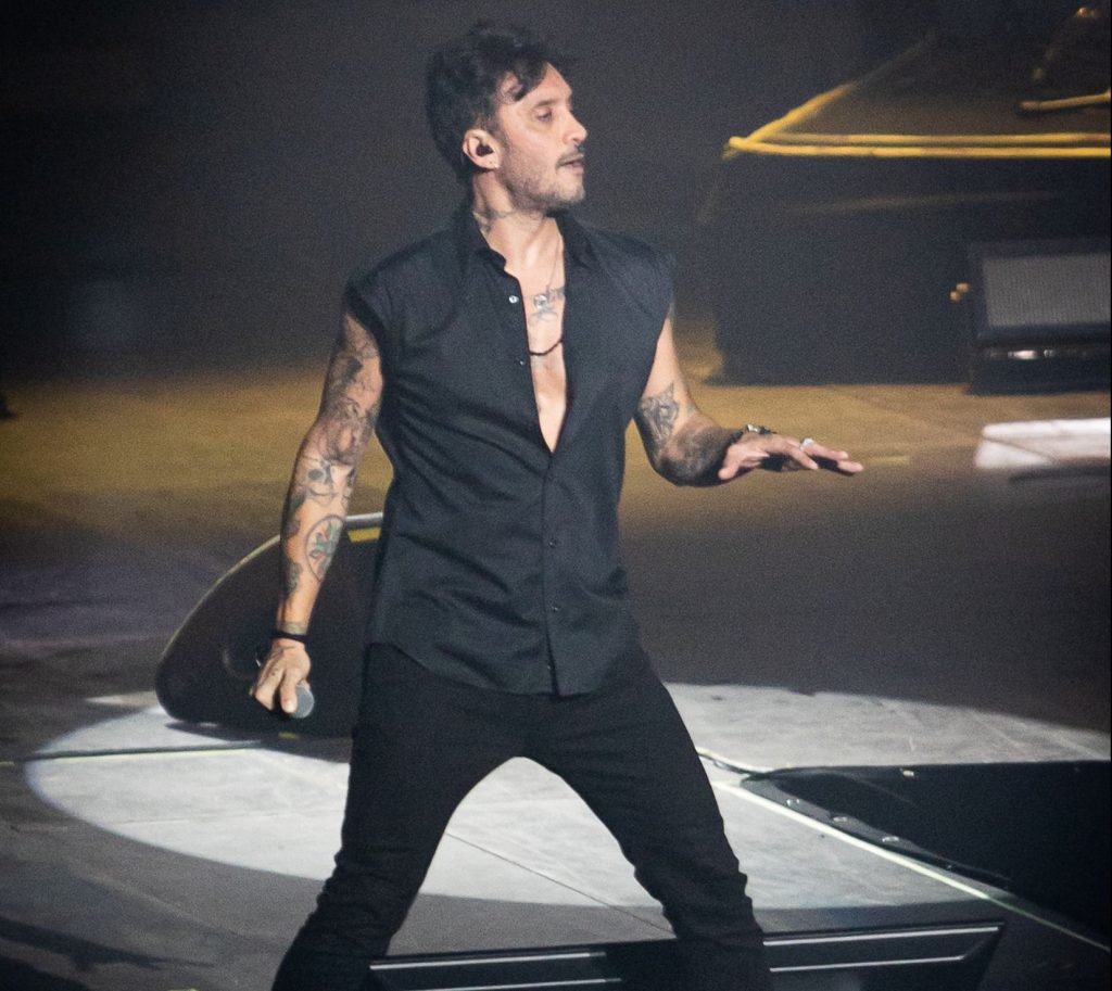 fabrizio moro