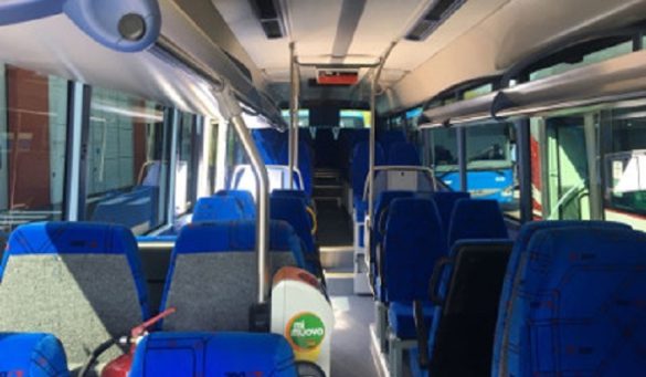 autobus-interno400