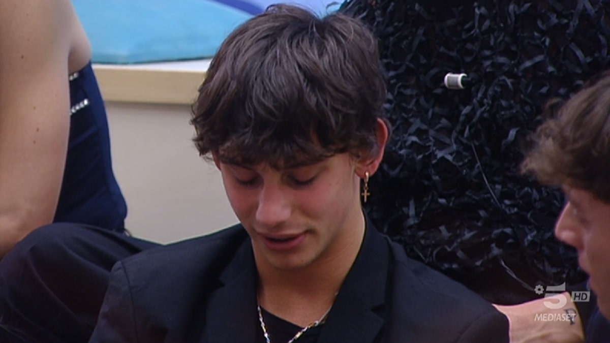 foto_amici22_serale_samu_eliminato