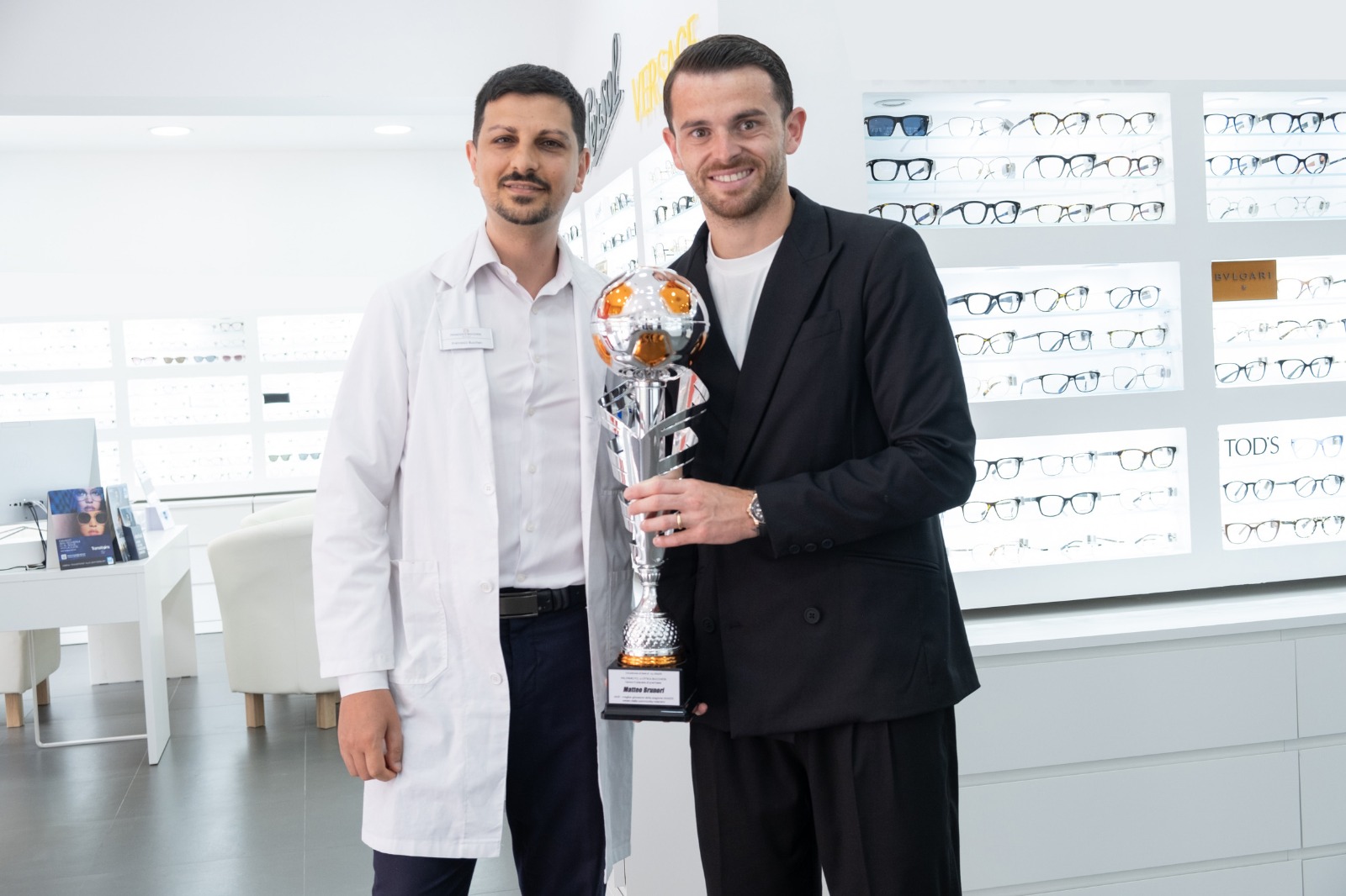 0C90C380-1B7B-4EF3-A1AA-98FF3C466D85